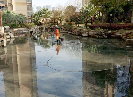 敦化景观池淤泥清理